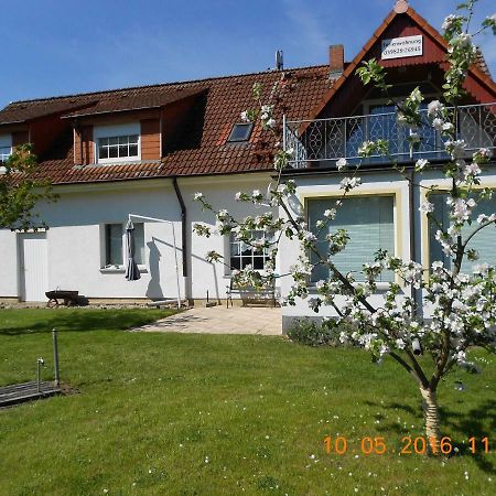 Ferienwohnungen Am Plaetlinsee Wustrow  Bagian luar foto